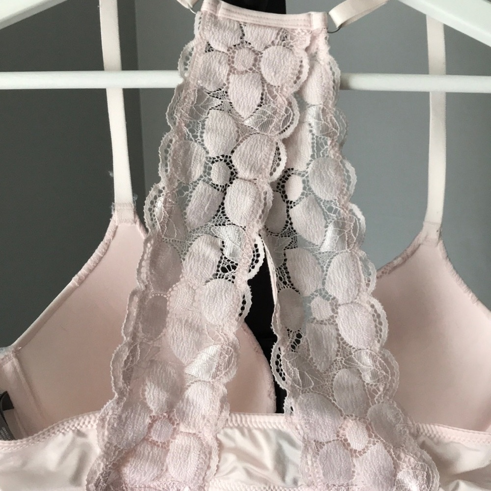 Lace Razor Back Bra - Picture 3 of 3